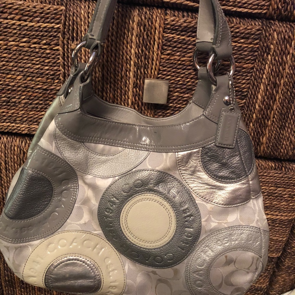 Authentic Coach shoulder bag